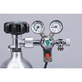 Редуктор СО2 фронтальный с электромагнитным клапаном.