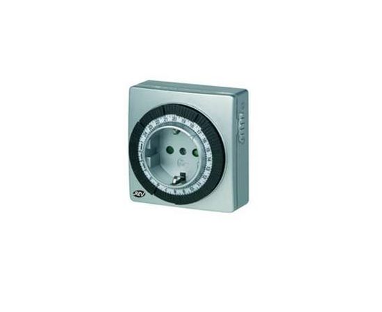 Таймер REV механический с принудительным включением и отключением на 24 часа с интрвалом 15 минут